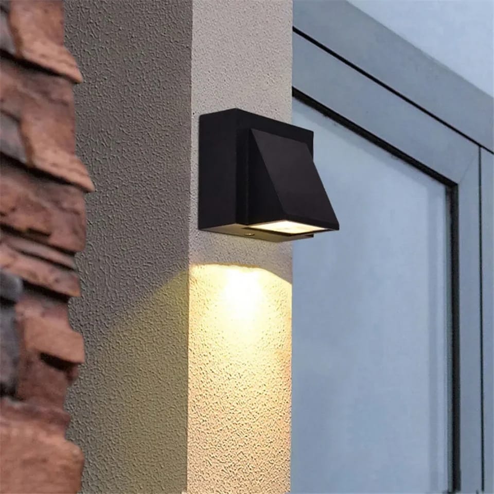 Modern Single Head Waterproof Wall Light